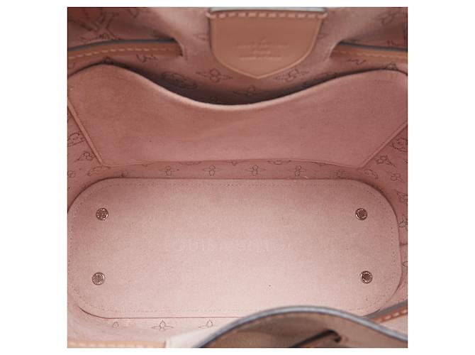 LOUIS VUITTON Handbags Mahina Pink Leather  ref.1327540