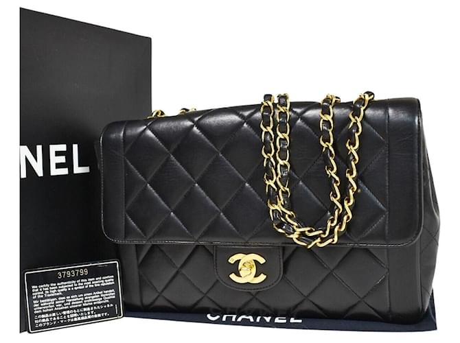 Classique Chanel Timeless Cuir Noir  ref.1327603