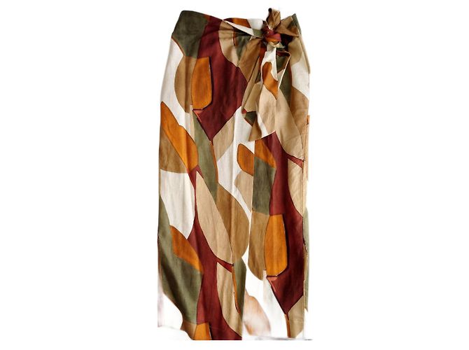 Massimo Dutti Falda estampada estilo pareo