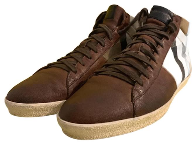 Burberry Sneakers Leather  ref.1327848