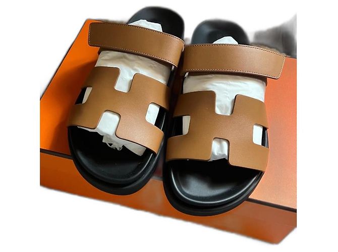 Hermès Chypre Sandals Brown Leather
