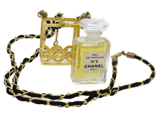 CHANEL Perfume Necklace Gold CC Auth ar11598b Golden Metal  ref.1327867