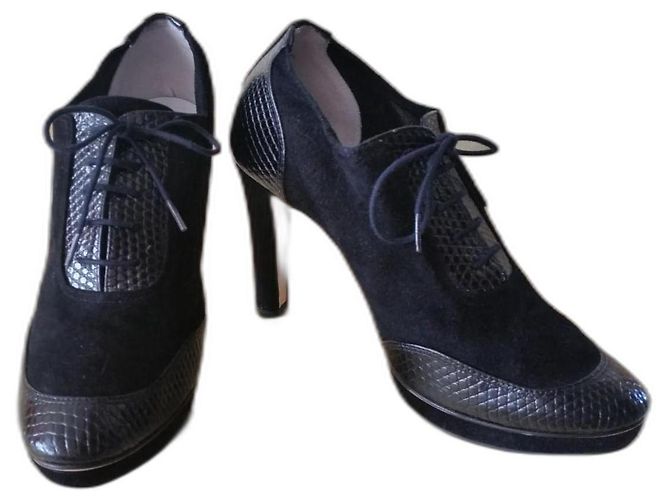 Stivaletti Repetto in pelle nera e camoscio Nero