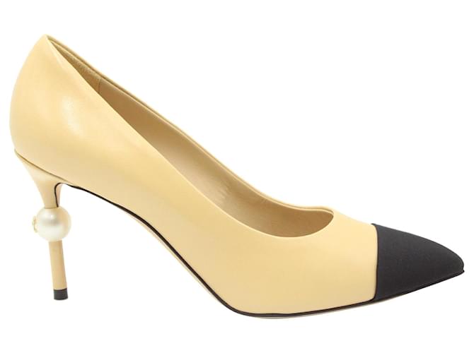 Chanel Faux Pearl Bi-Color Pointed-Toe Pumps in Beige Leather  ref.1328650
