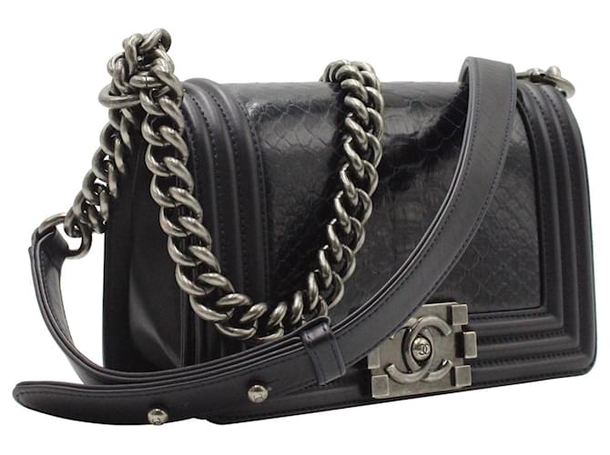 Chanel Medium Boy Flap Bag in Navy Blue Python Leather  ref.1328678