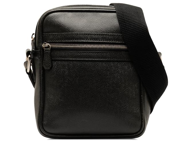 Louis Vuitton Black Taiga Dimitri Leather  ref.1328938