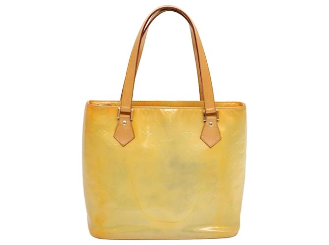 Louis Vuitton Houston Yellow Patent leather  ref.1329470