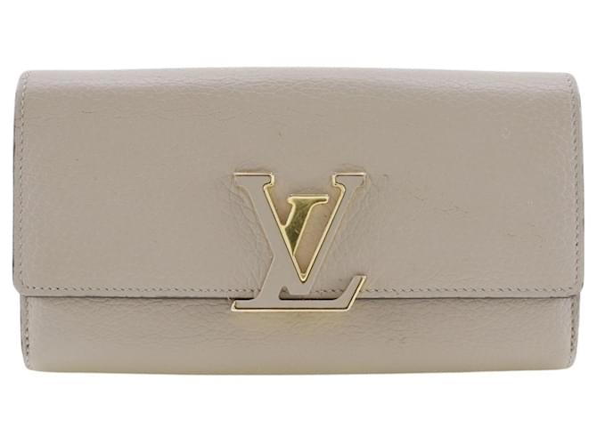 Louis Vuitton Portefeuille capucines Silvery Leather  ref.1329775