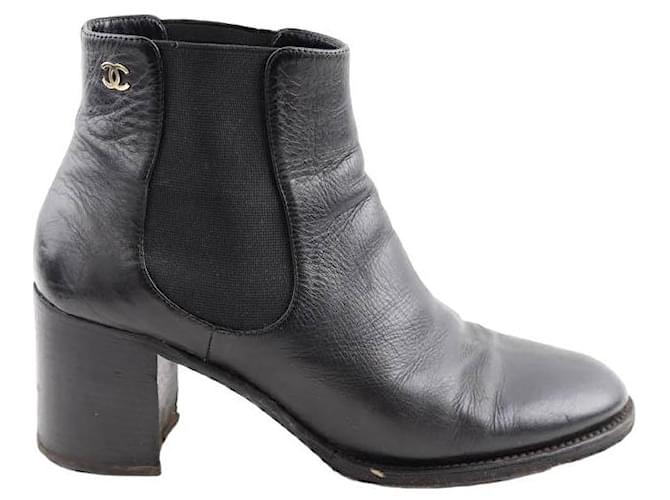 Chanel Leather boots Black  ref.1329881