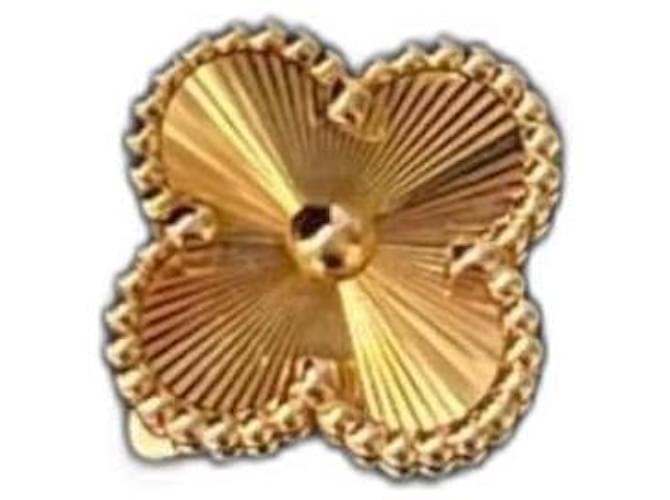 Van Cleef & Arpels Vintage Alhambra guilloché ring size 52 Golden Yellow gold  ref.1330580
