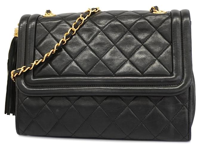 Timeless Chanel Matelassé Black Leather  ref.1331947