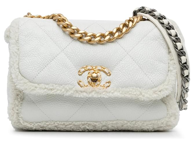 Chanel White Medium Patent Shearling 19 Flap Leather Patent leather  ref.1332752