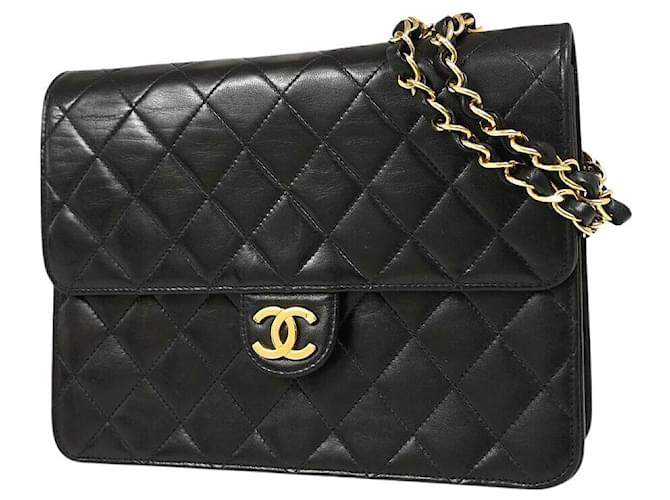 Timeless Chanel Matelassé Black Leather  ref.1333219