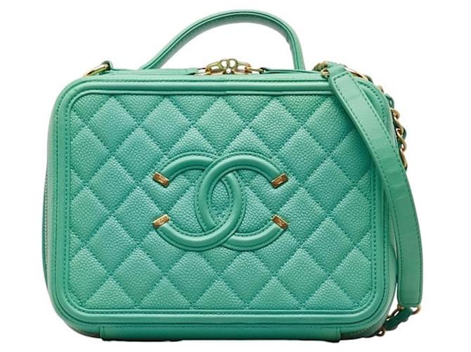 Chanel Vanity Verde Cuero  ref.1333624