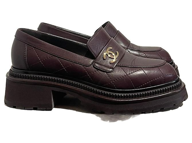 CHANEL  Mules & clogs T.eu 37 leather Dark red