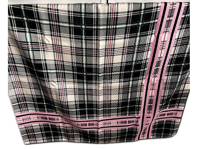 Hermès Sciarpa Hermes modello scozzese e principe di Galles Rosa Verde Blu navy
