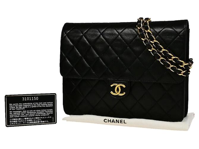 Classique Chanel Matelassé Cuir Noir  ref.1335060