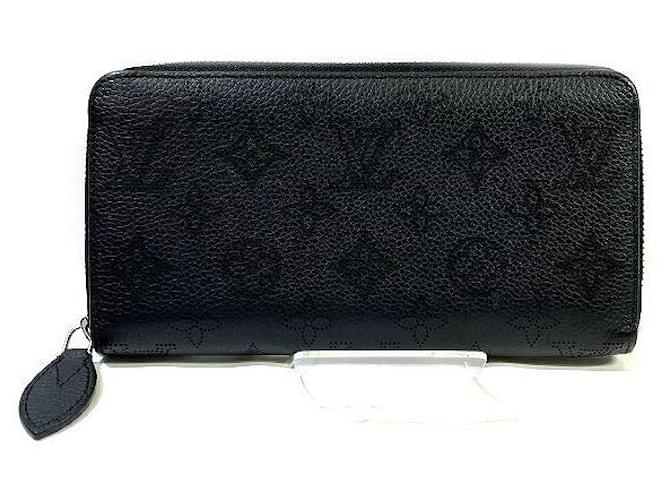 Louis Vuitton Monogram Mahina Zippy Wallet Long Wallet M61867 in Great Condition Black Leather  ref.1335518