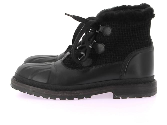 CHANEL  Ankle boots T.eu 38.5 leather Black  ref.1335567