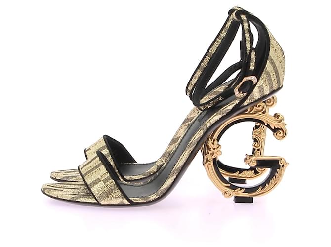 DOLCE & GABBANA  Heels T.eu 38.5 cloth Golden  ref.1335583