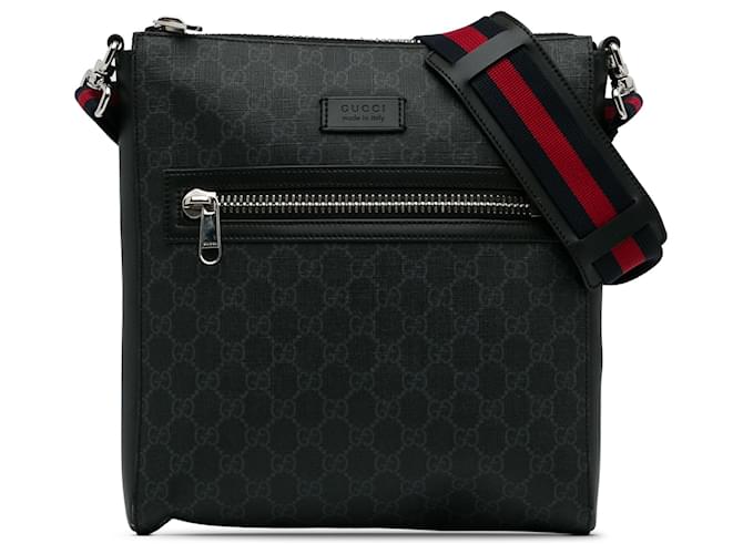 Bolsa mensageiro Gucci preta média GG Supreme Preto Lona Pano  ref.1336538