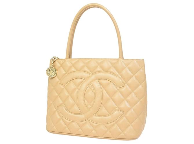 Chanel Medaillon Beige Leather  ref.1337390