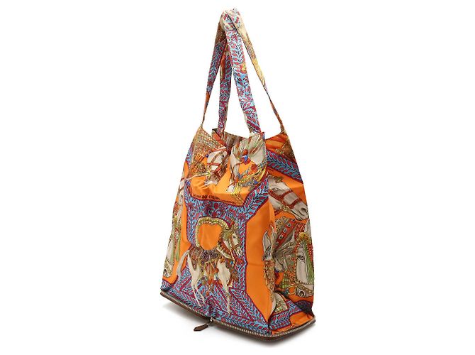 Silk In Hermès Silky Pop Multicor