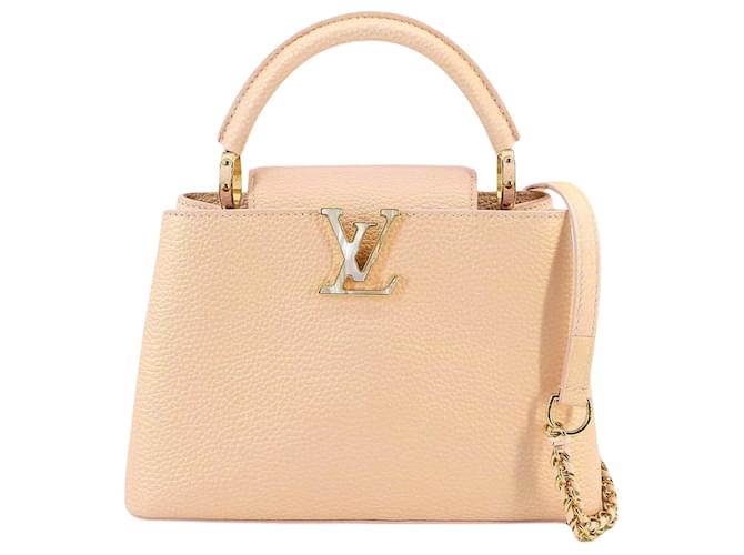 Louis Vuitton Capucines Amarillo Cuero  ref.1339152