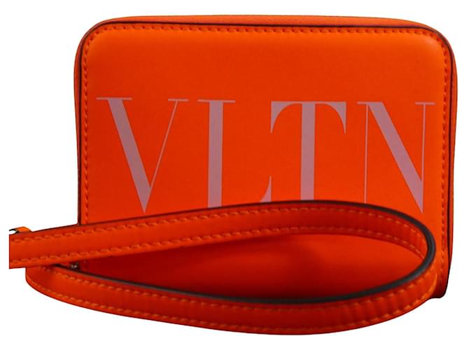 Valentino Garavani VLTN Orange Leder  ref.1339432