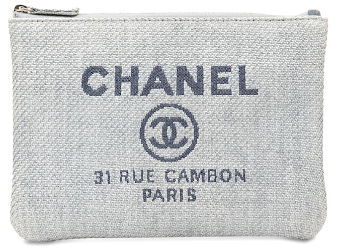 Chanel Estojo pequeno em tela azul Deauville O Lona Pano  ref.1340333