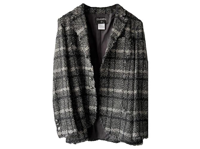 Chanel 48 Gris