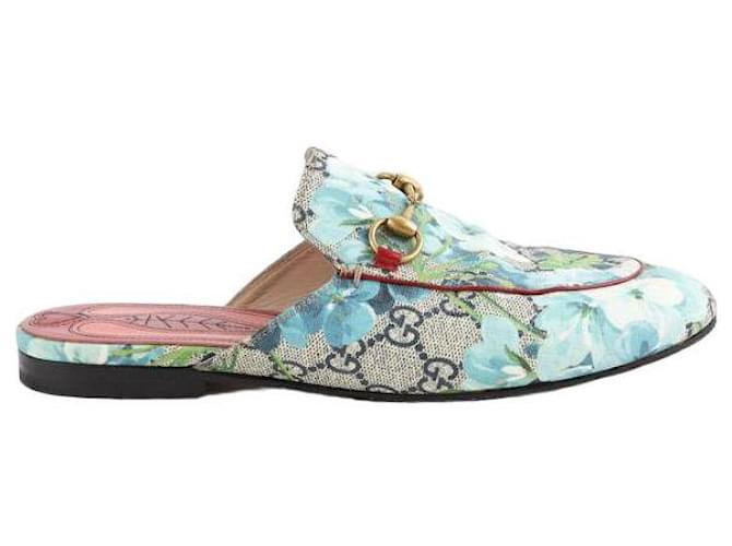 Gucci Mules de cuero Azul  ref.1341236