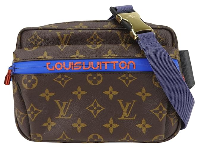 Louis Vuitton ao ar livre Marrom Lona  ref.1341347