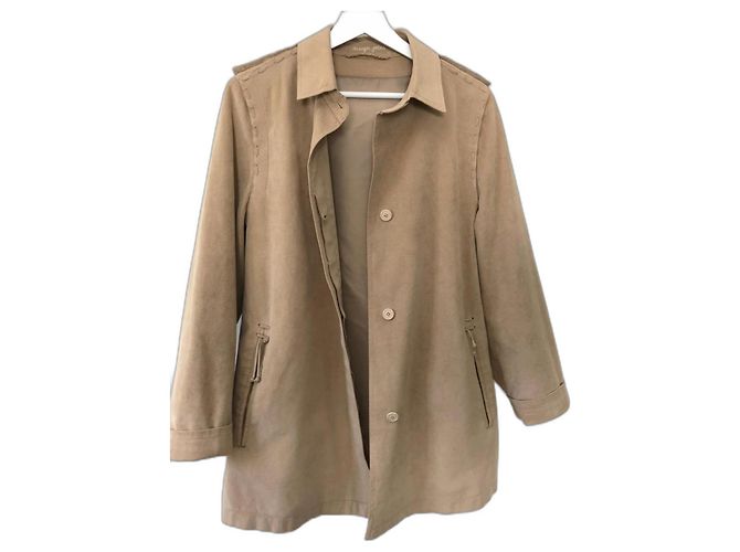 Autre Marque Mantel oder beige Jacke aus Alcantara oder Wildlederimitat Größe 38-40.