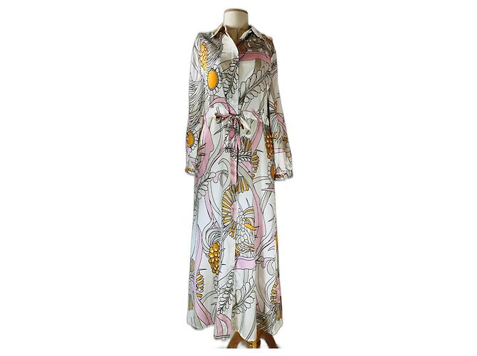 Autre Marque Hearts' Matter Rosa Seide Maxi Kleid Mehrfarben