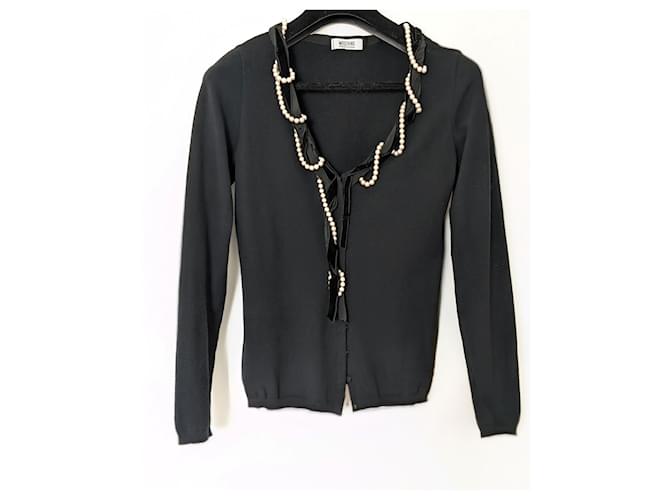 Moschino Cheap and Chic black cardigan adorned with a white pearl necklace Wool Polyamide Rayon  ref.1343925