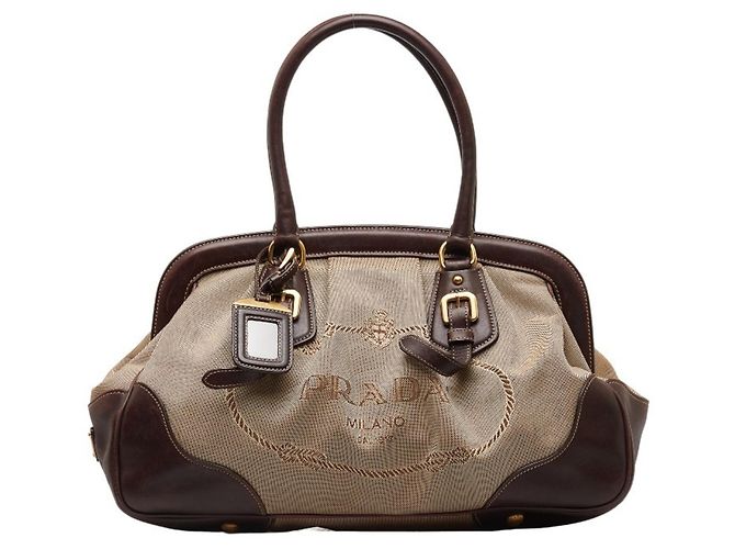 Jacquard mit Prada-Logo