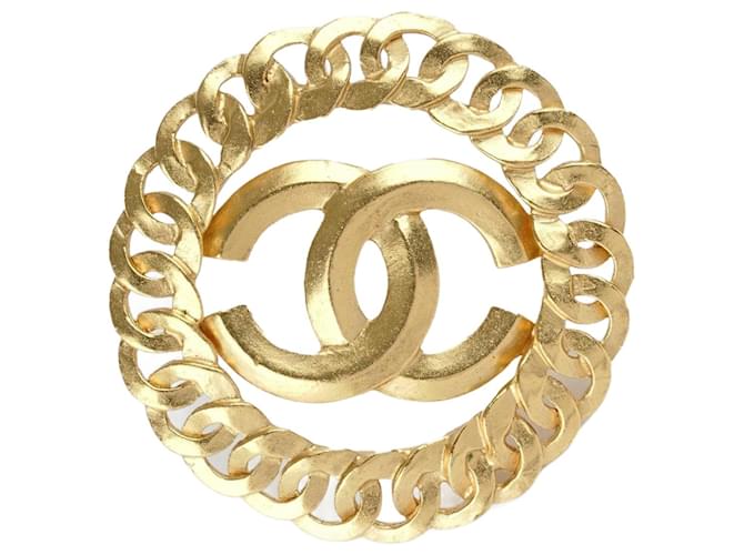 Chanel broche CC vintage Métal Doré  ref.1346050