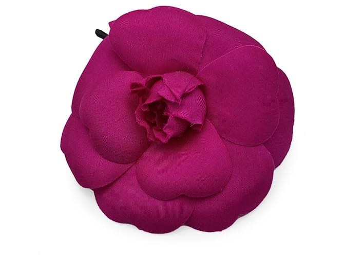 Chanel Broche vintage en tissu rose fuchsia Camellia Camelia Bow Soie  ref.1342819