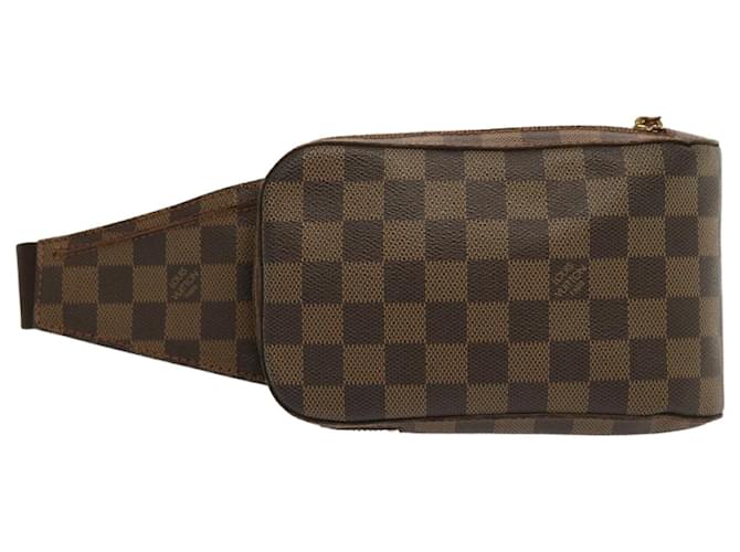 Geronimos de Louis Vuitton Castaño Lienzo  ref.1343077