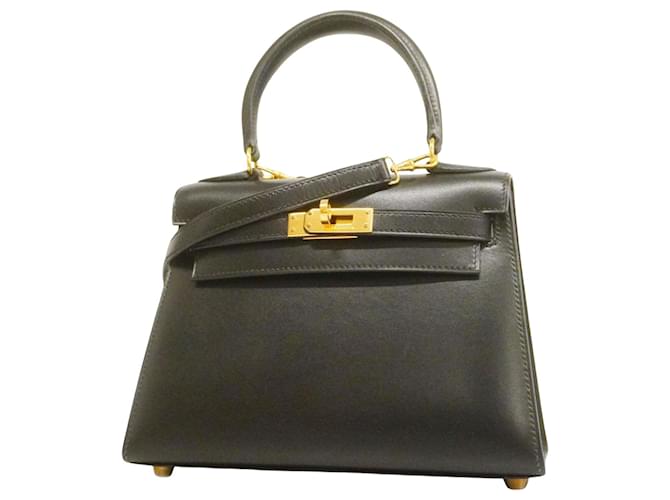 Hermès Hermes Kelly Preto Bezerro-como bezerro  ref.1344361