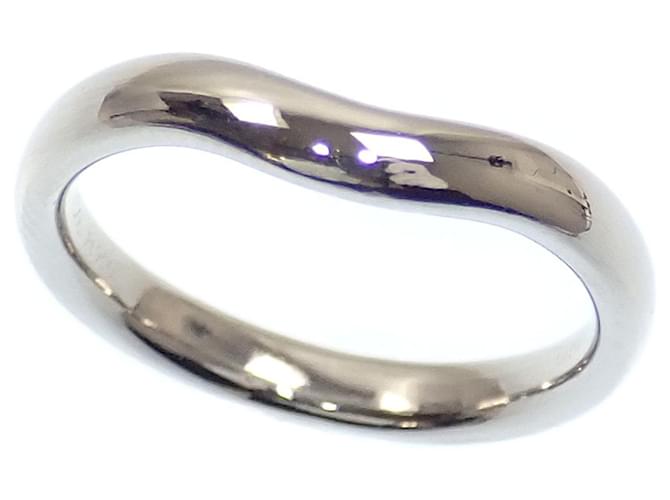 Tiffany & Co Curved band Silvery Platinum  ref.1346867