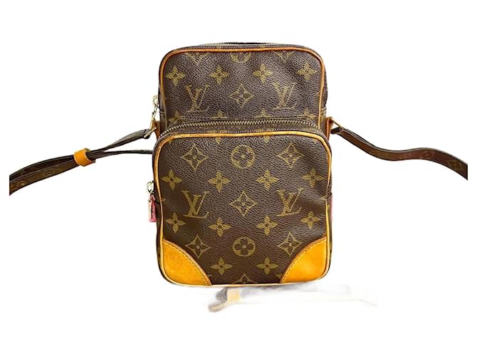 Louis Vuitton Amazon Canvas Crossbody Bag M45236 in Very Good Condition Cloth  ref.1347166