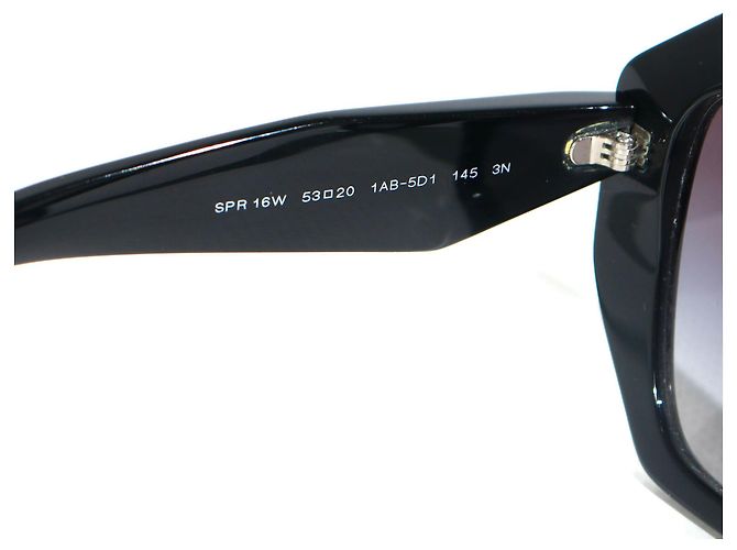 PRADA - Sunglasses Black