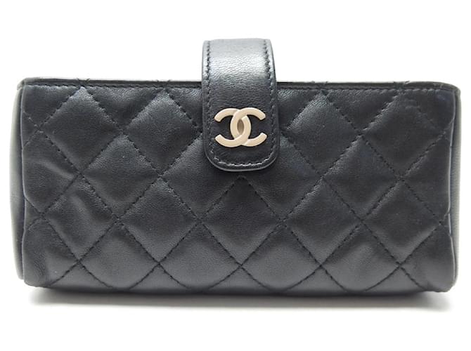 CHANEL O-MINI WALLET IN QUILTED LEATHER WALLET Black  ref.1348359