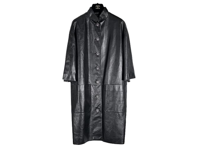 Chanel 10Manteau veste en cuir noir K$ avec boutons bijoux CC  ref.1348429