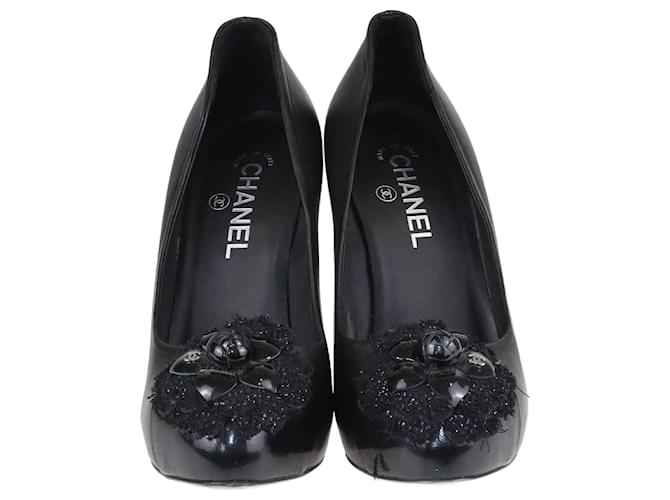 Escarpins à plateforme Chanel Black Camellia Cap Toe Cuir Noir  ref.1348674