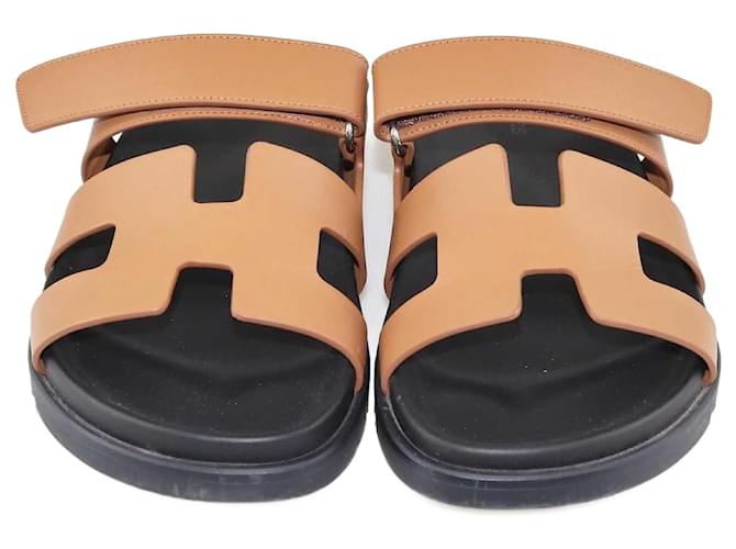 Hermès Hermes Braune Chypre-Sandalen Leder  ref.1348683