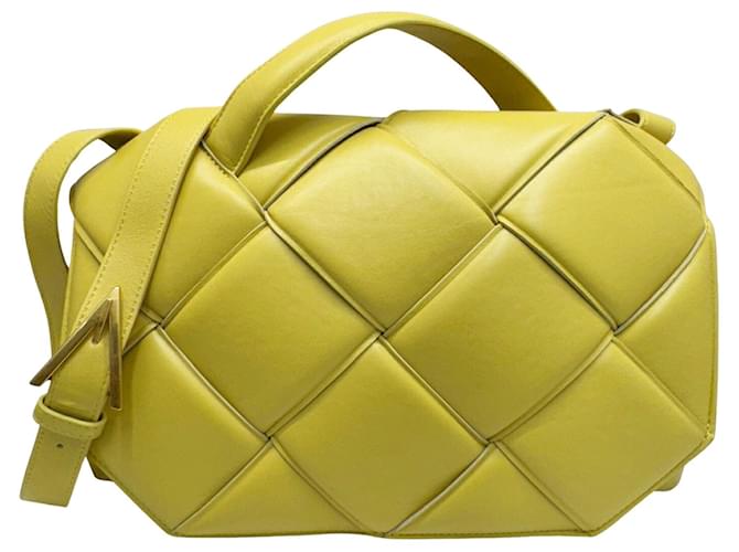 Bottega Veneta Intrecciato Amarillo Cuero  ref.1350381