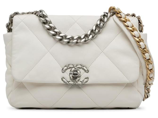 Chanel Médio Branco 19 Bolsa com aba de pele de cordeiro Couro  ref.1351088